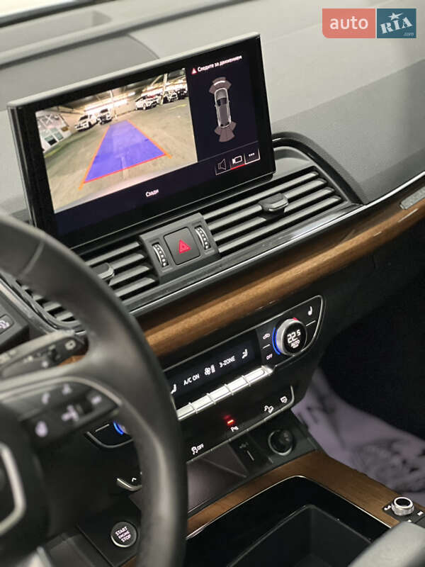 Внедорожник / Кроссовер Audi Q5 2022 в Одессе
