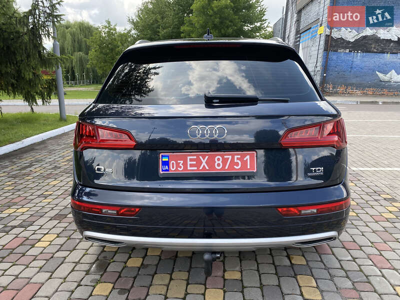 Позашляховик / Кросовер Audi Q5 2018 в Луцьку