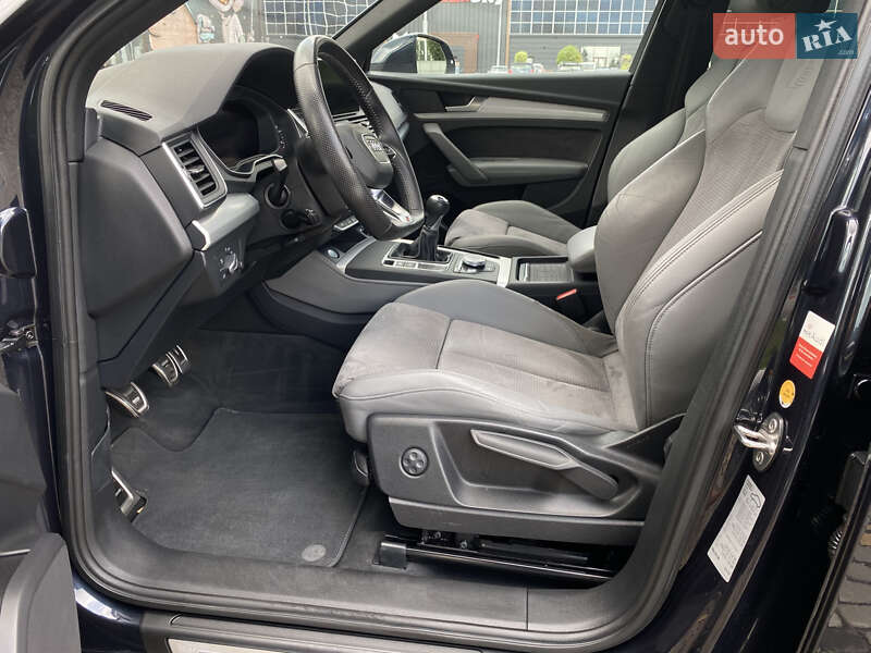 Позашляховик / Кросовер Audi Q5 2018 в Луцьку
