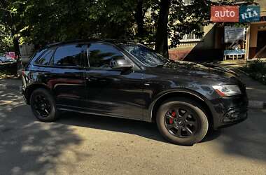Позашляховик / Кросовер Audi Q5 2013 в 