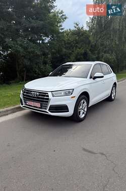 Позашляховик / Кросовер Audi Q5 2018 в Києві