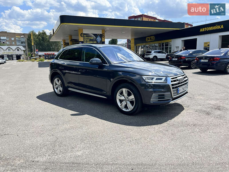 Внедорожник / Кроссовер Audi Q5 2017 в Василькове