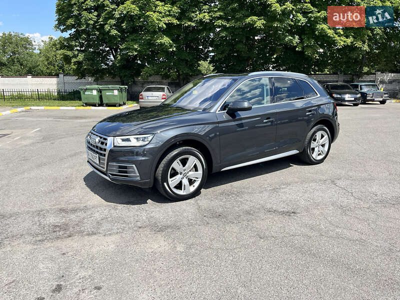 Внедорожник / Кроссовер Audi Q5 2017 в Василькове