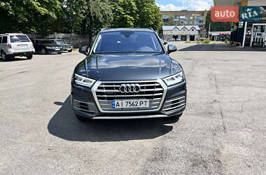 Внедорожник / Кроссовер Audi Q5 2017 в 