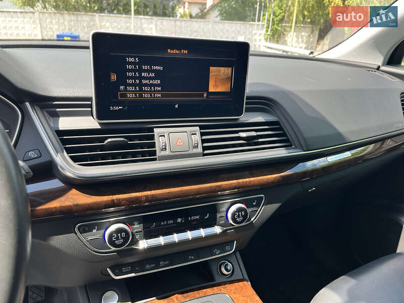 Внедорожник / Кроссовер Audi Q5 2017 в Василькове