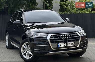 Позашляховик / Кросовер Audi Q5 2019 в Ужгороді