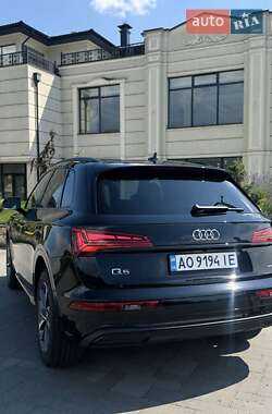 Внедорожник / Кроссовер Audi Q5 2022 в 