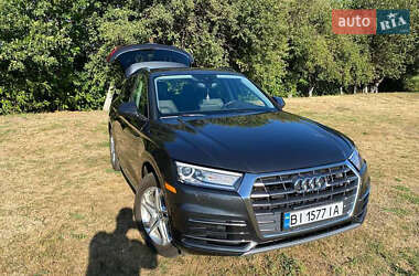 Внедорожник / Кроссовер Audi Q5 2018 в 