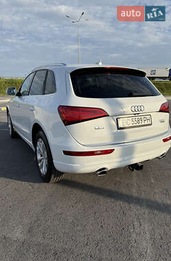 Внедорожник / Кроссовер Audi Q5 2015 в 