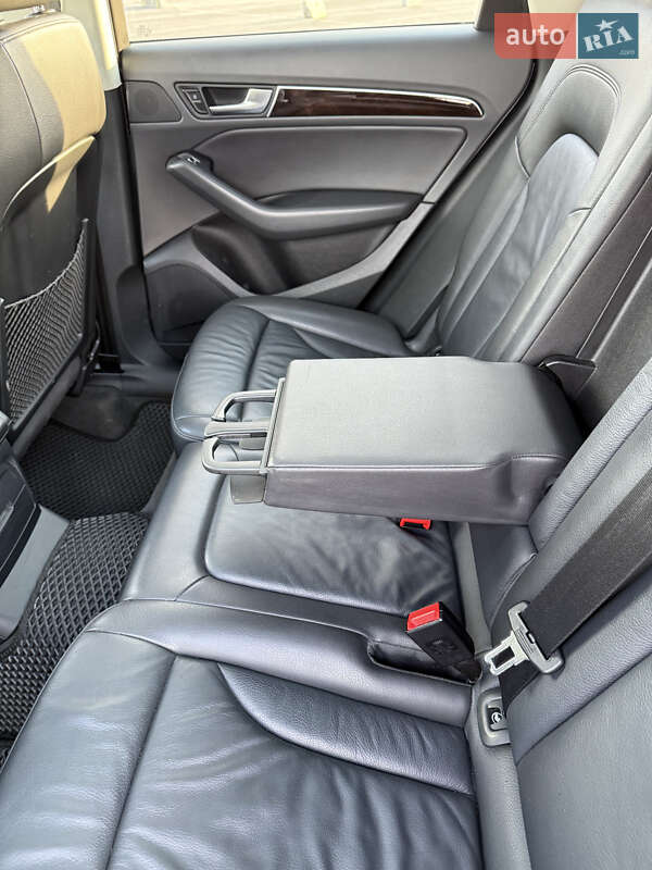 Внедорожник / Кроссовер Audi Q5 2015 в Львове