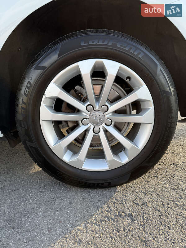 Внедорожник / Кроссовер Audi Q5 2015 в Львове