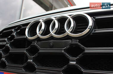 Внедорожник / Кроссовер Audi Q5 2024 в 