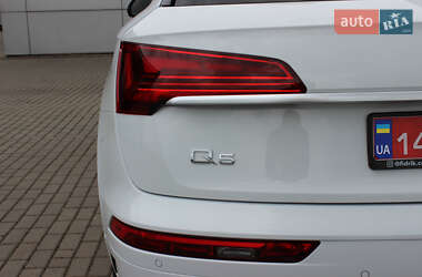 Внедорожник / Кроссовер Audi Q5 2024 в 