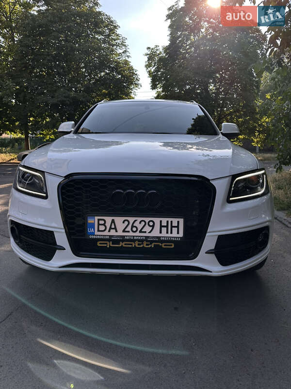 Внедорожник / Кроссовер Audi Q5 2012 в 
