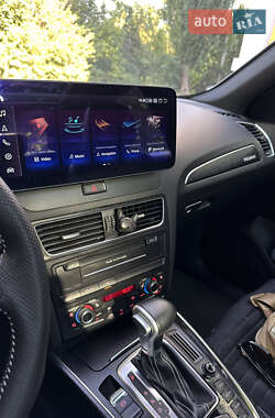 Внедорожник / Кроссовер Audi Q5 2012 в 