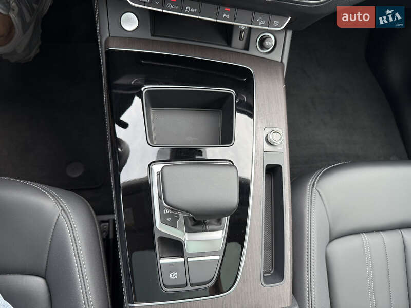 Позашляховик / Кросовер Audi Q5 2023 в Києві