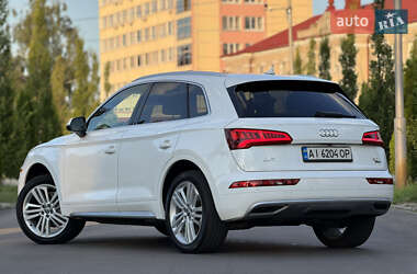Внедорожник / Кроссовер Audi Q5 2017 в 