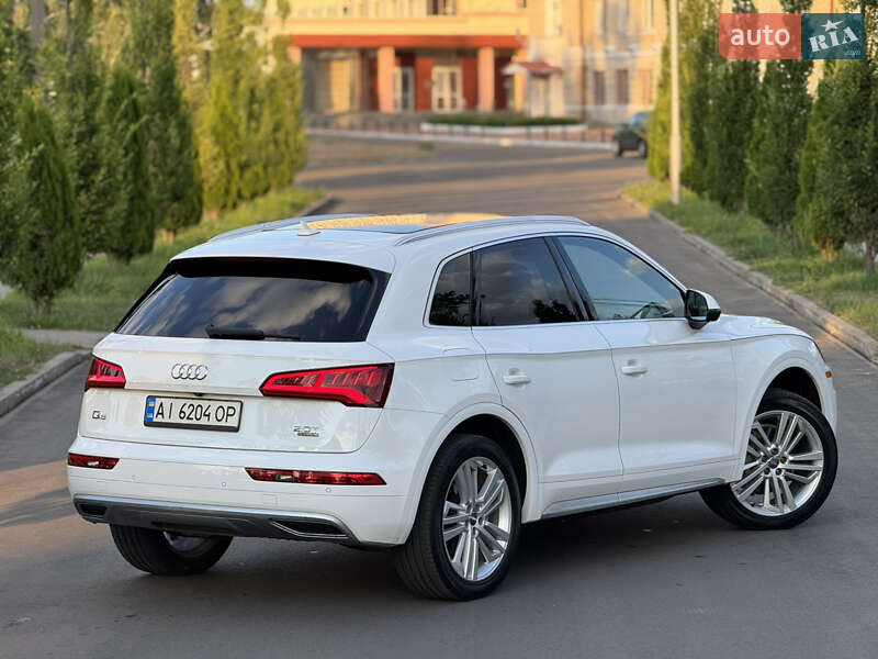 Внедорожник / Кроссовер Audi Q5 2017 в Киеве