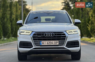 Внедорожник / Кроссовер Audi Q5 2017 в 