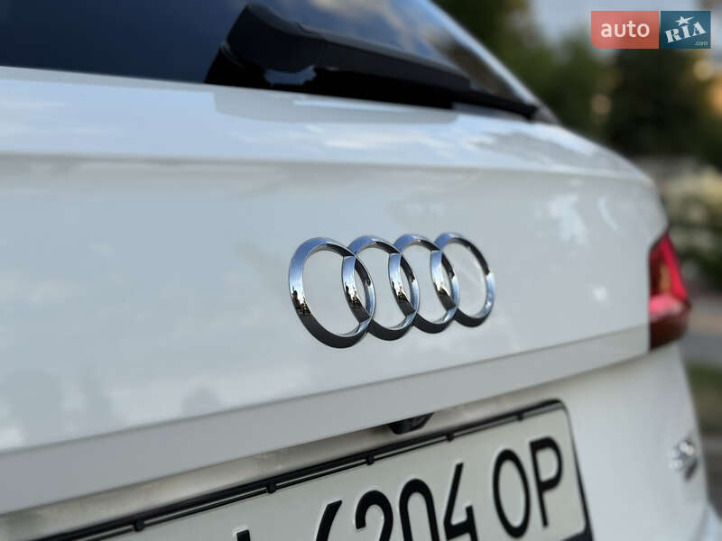 Внедорожник / Кроссовер Audi Q5 2017 в Киеве
