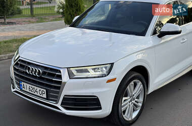 Внедорожник / Кроссовер Audi Q5 2017 в 