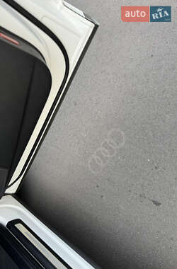 Внедорожник / Кроссовер Audi Q5 2017 в 