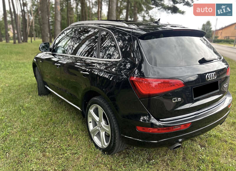 Позашляховик / Кросовер Audi Q5 2016 в Львові