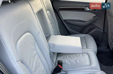 Позашляховик / Кросовер Audi Q5 2016 в 