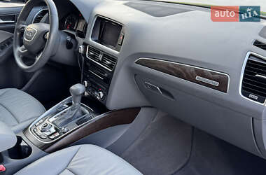 Позашляховик / Кросовер Audi Q5 2016 в 