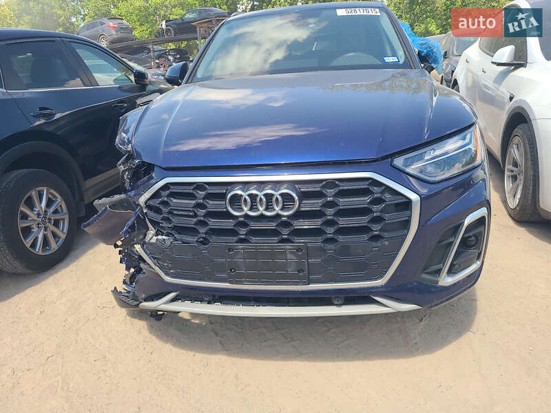 Внедорожник / Кроссовер Audi Q5 2022 в Киеве