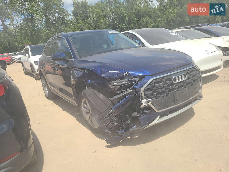 Внедорожник / Кроссовер Audi Q5 2022 в Киеве