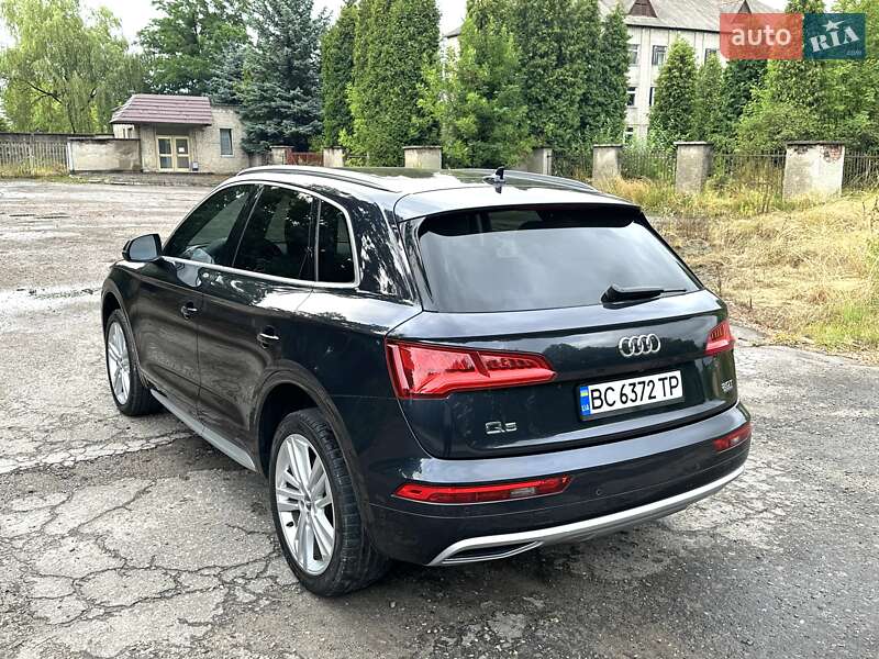 Позашляховик / Кросовер Audi Q5 2018 в Львові
