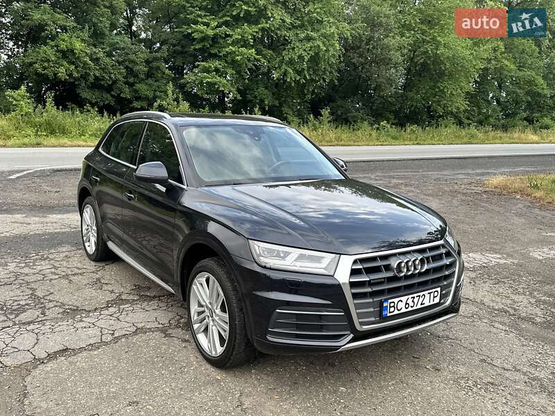 Позашляховик / Кросовер Audi Q5 2018 в Львові