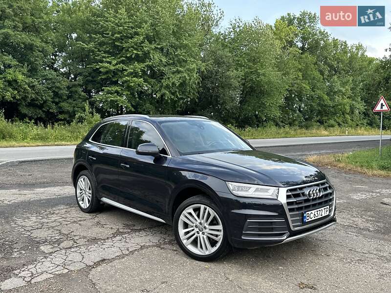 Позашляховик / Кросовер Audi Q5 2018 в Львові