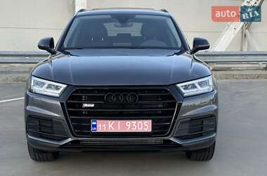 Внедорожник / Кроссовер Audi Q5 2018 в 
