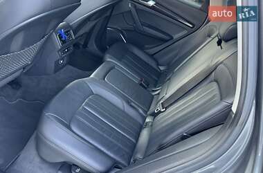 Внедорожник / Кроссовер Audi Q5 2018 в 