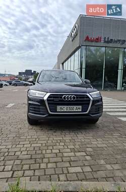 Позашляховик / Кросовер Audi Q5 2017 в Шептицькому