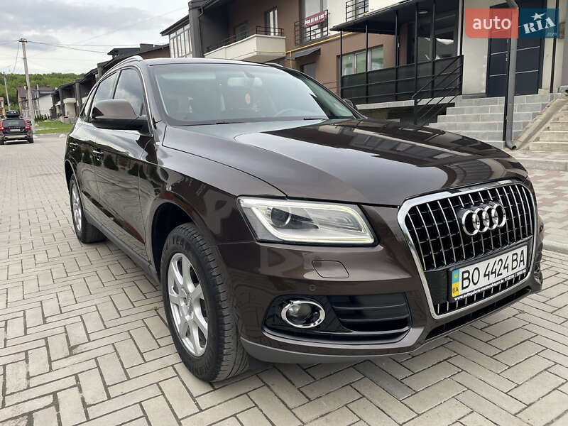 Внедорожник / Кроссовер Audi Q5 2012 в Тернополе