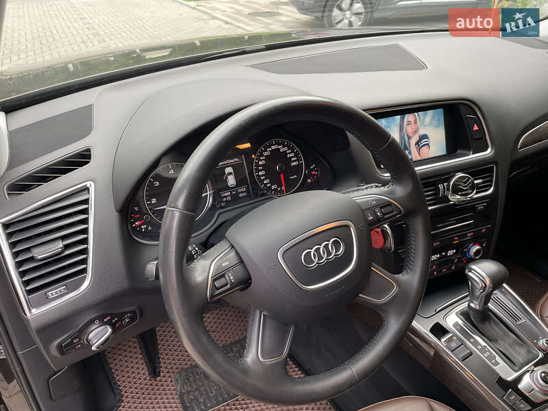 Внедорожник / Кроссовер Audi Q5 2012 в Тернополе