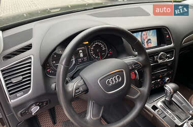 Внедорожник / Кроссовер Audi Q5 2012 в 