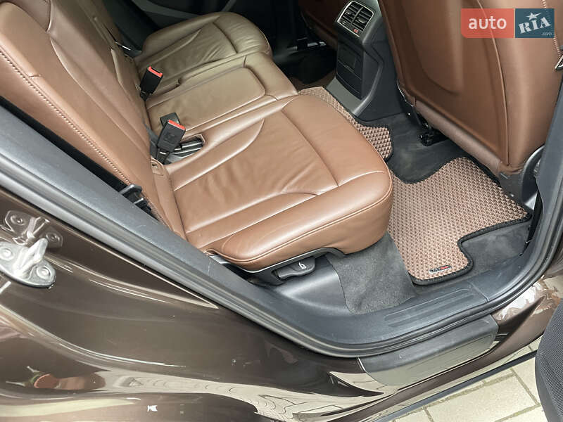 Внедорожник / Кроссовер Audi Q5 2012 в Тернополе