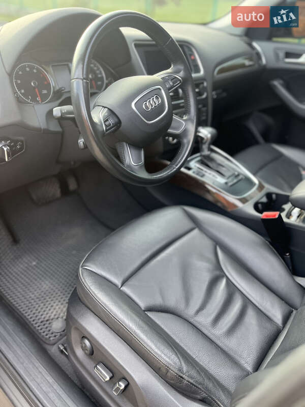 Позашляховик / Кросовер Audi Q5 2012 в Львові