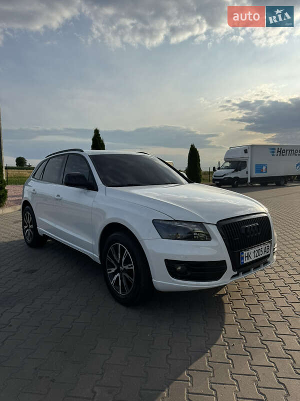 Позашляховик / Кросовер Audi Q5 2012 в Рівному