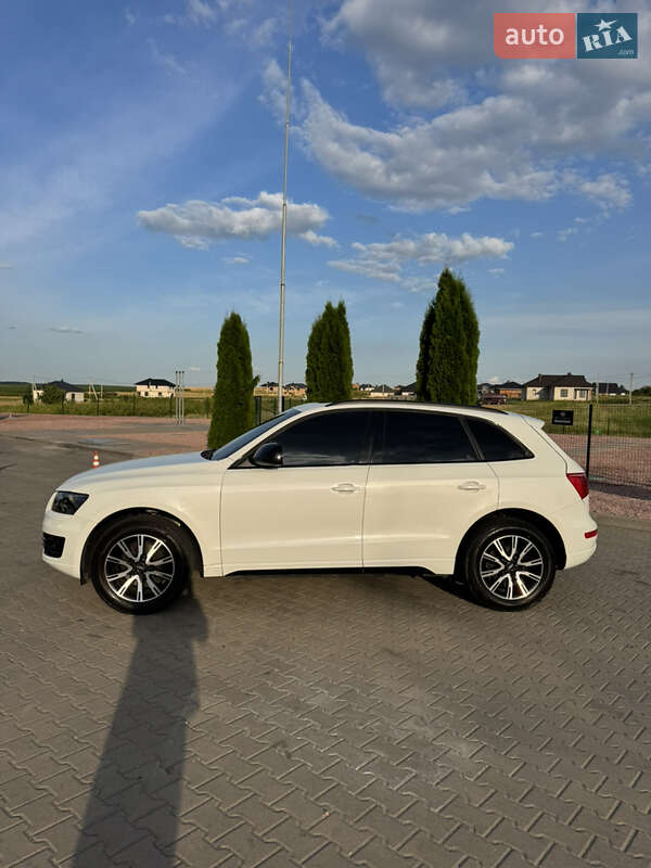 Позашляховик / Кросовер Audi Q5 2012 в Рівному