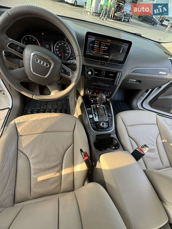 Позашляховик / Кросовер Audi Q5 2012 в Рівному