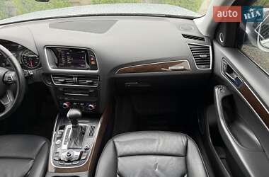 Внедорожник / Кроссовер Audi Q5 2015 в 