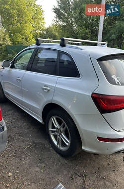 Позашляховик / Кросовер Audi Q5 2014 в 