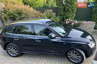 Внедорожник / Кроссовер Audi Q5 2015 в 