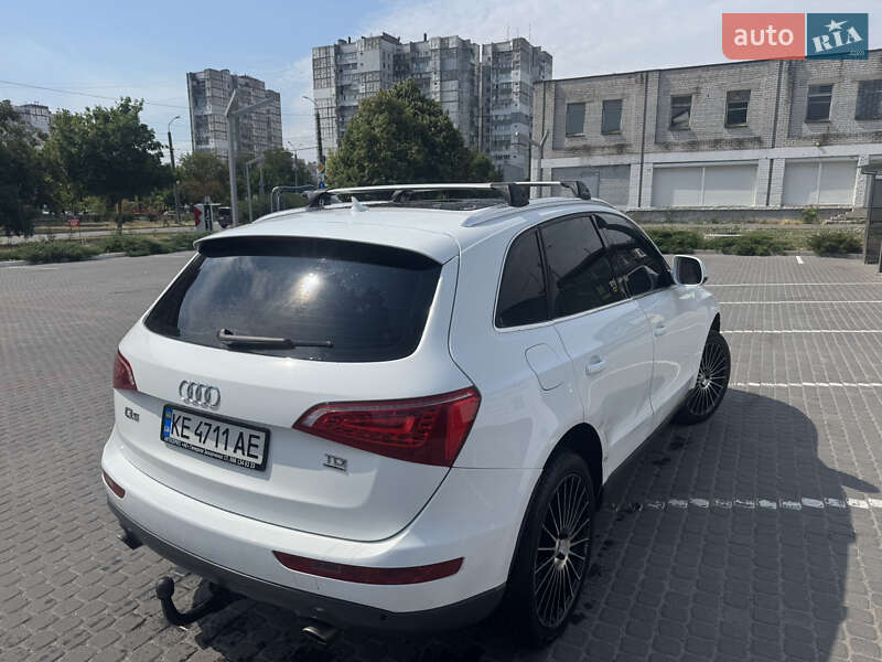 Позашляховик / Кросовер Audi Q5 2011 в Дніпрі