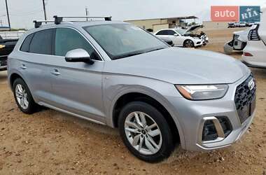 Внедорожник / Кроссовер Audi Q5 2022 в 